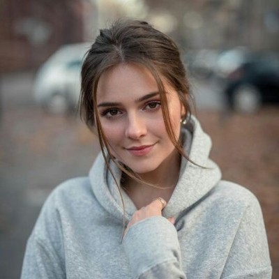 Mia Wozniak 